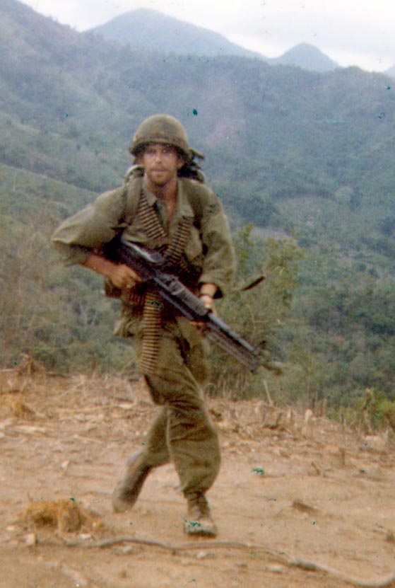 Shake n Bake Sergeant Book Vietnam War Barney Tharp 9